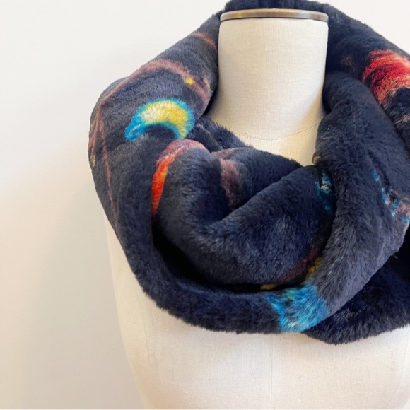 Madison 88 Black Yellow Red Faux Fur Infinity Scarf Soft NEW - Picture 9 of 12